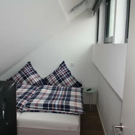Nummer Zwo Apartment